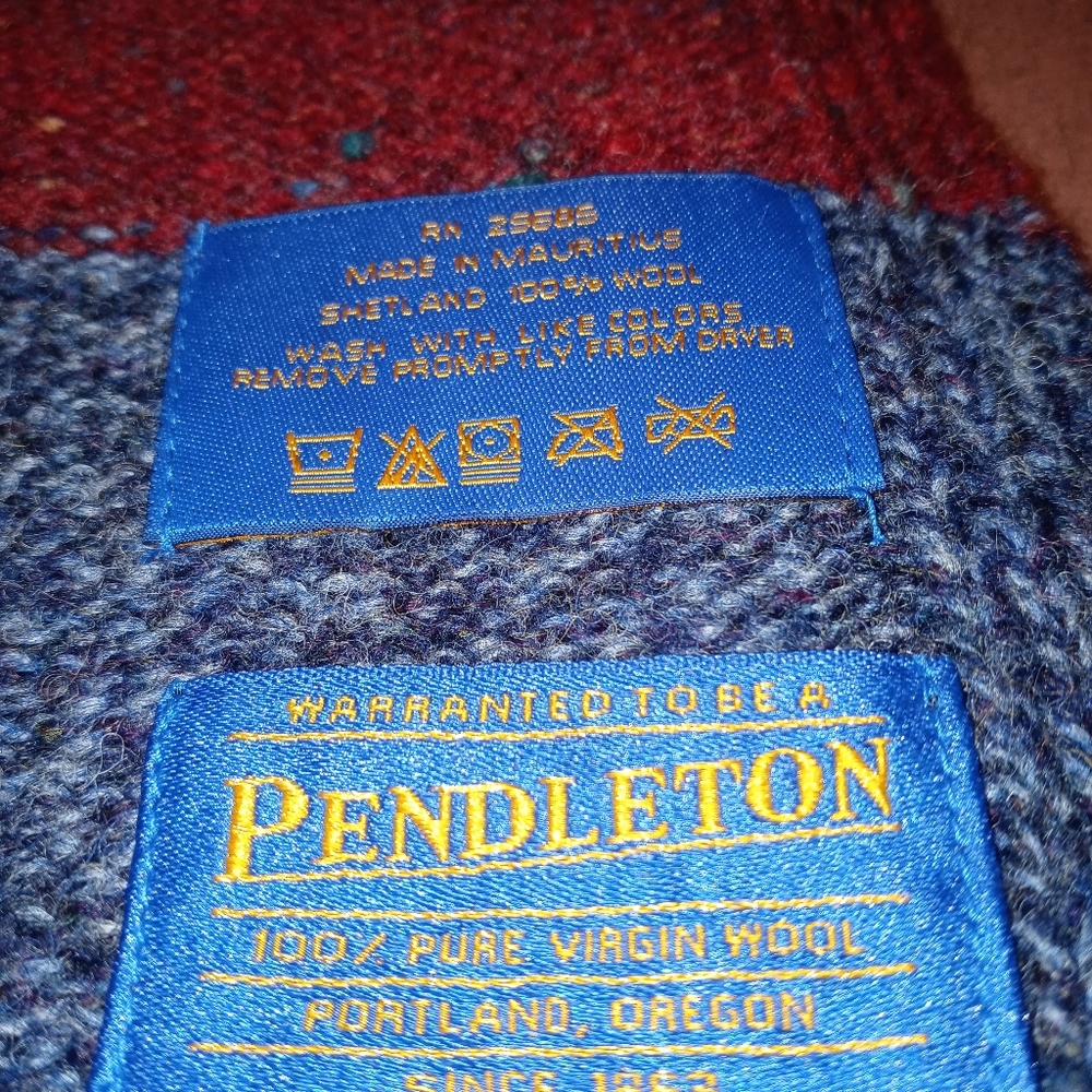 Pendleton Wool Scarf - Picture 2 of 2